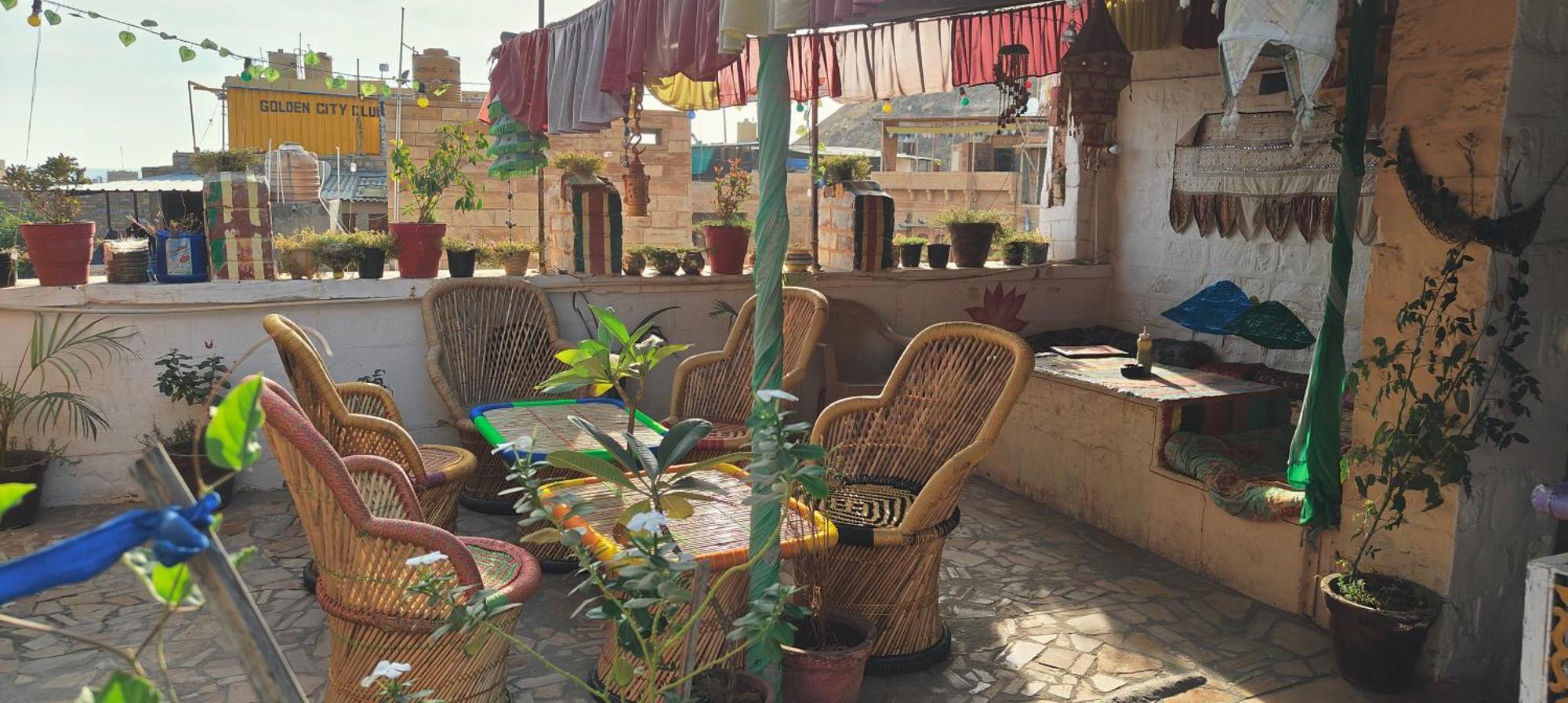 Nomadic Backpackers Hostel Jaisalmer Exteriör bild